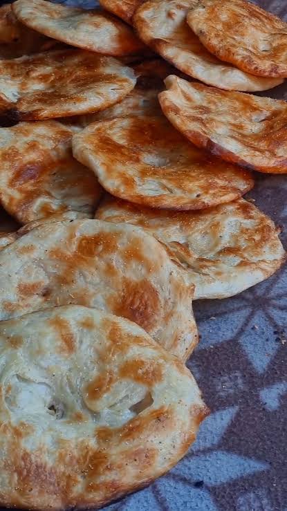 Layered Bakirkhani bread