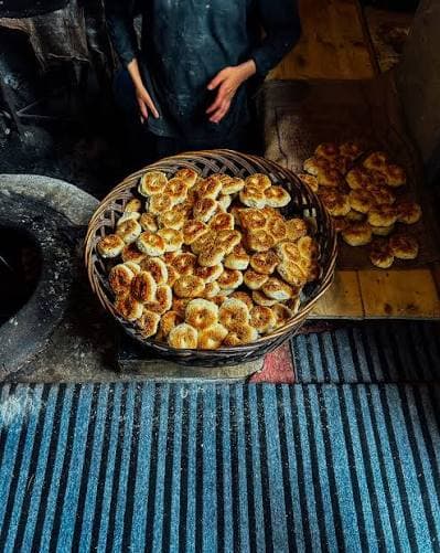 Traditional Tailwoor bread